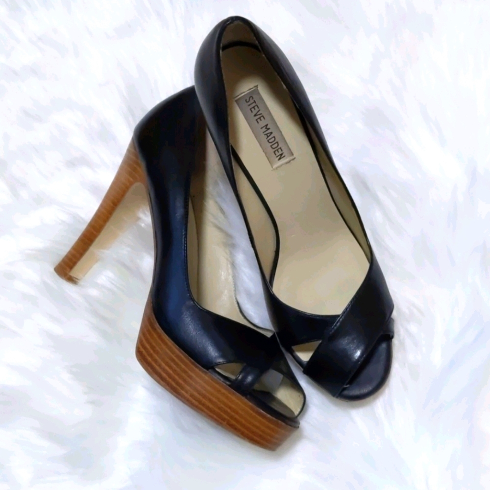 Steve Madden High Heels (Size 9)